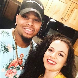 Meet your Posher, Dominique